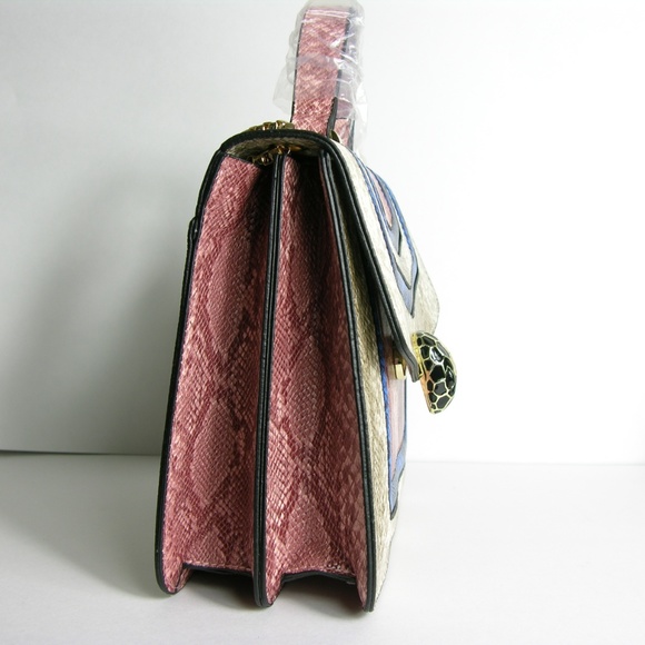 LAST ONE! Basilisk Vegan Leather Crossbody Bag - Picture 5 of 8